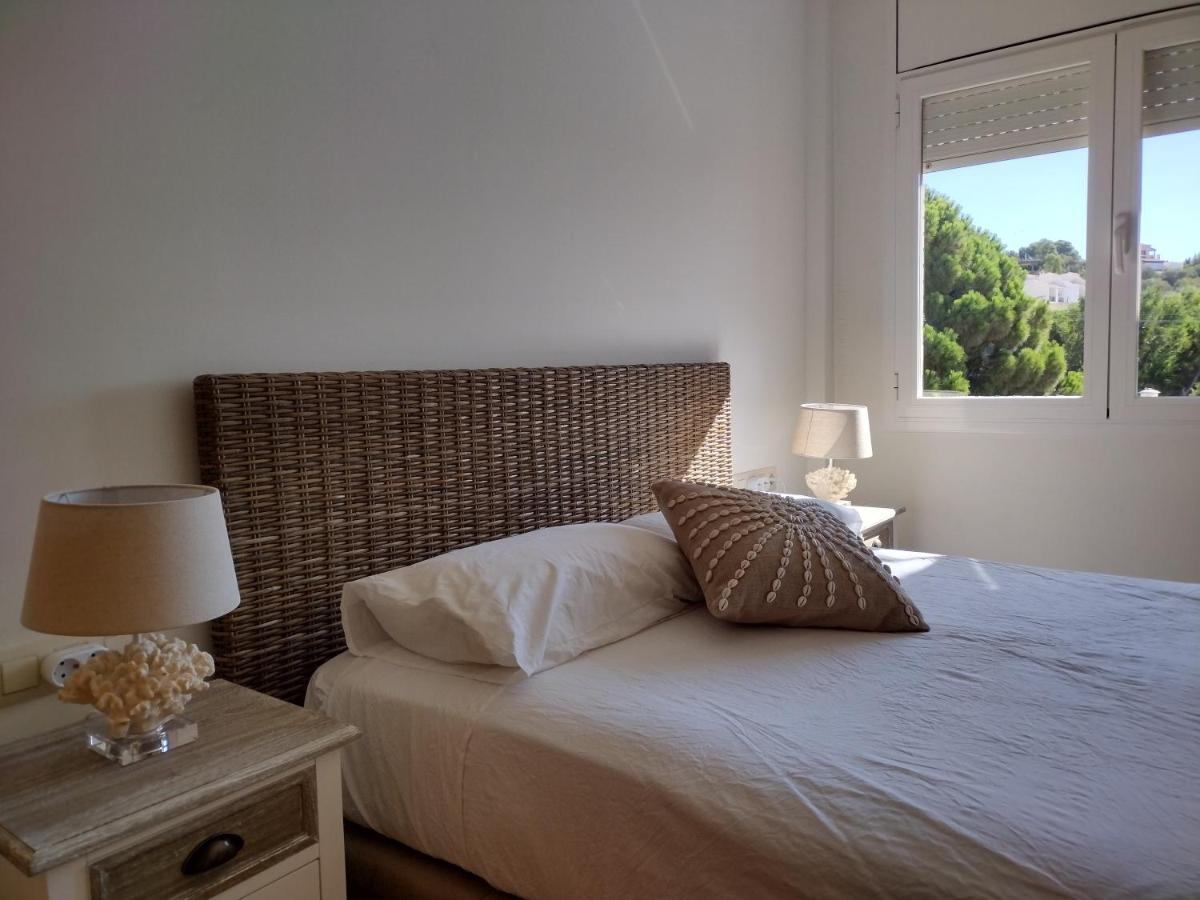 Apartment Encantador Familiar 4 Px Con Terraza, Parking Y Wi-fi En Llanca