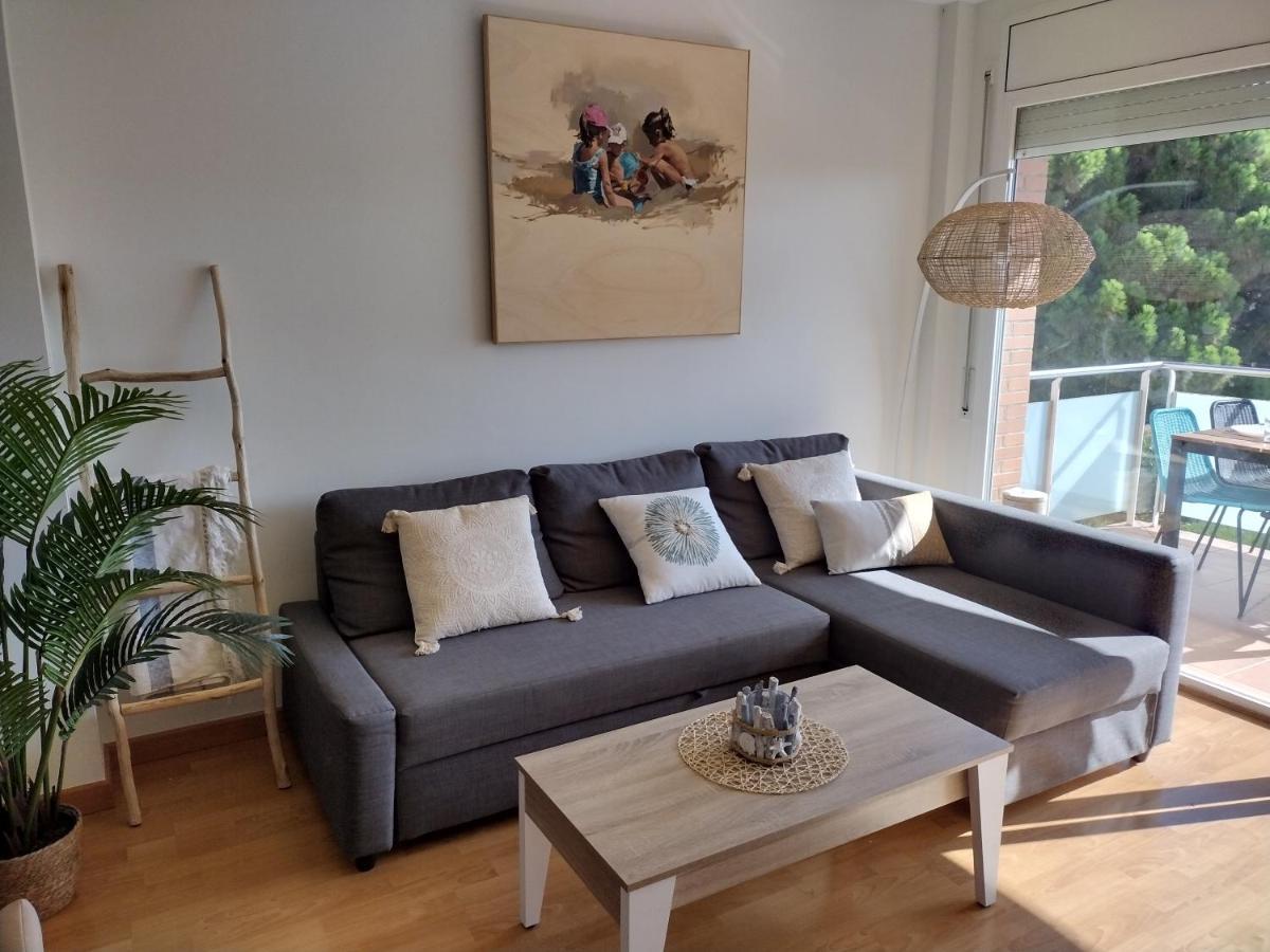 Encantador Familiar 4 Px Con Terraza, Parking Y Wi-fi En * Llanca