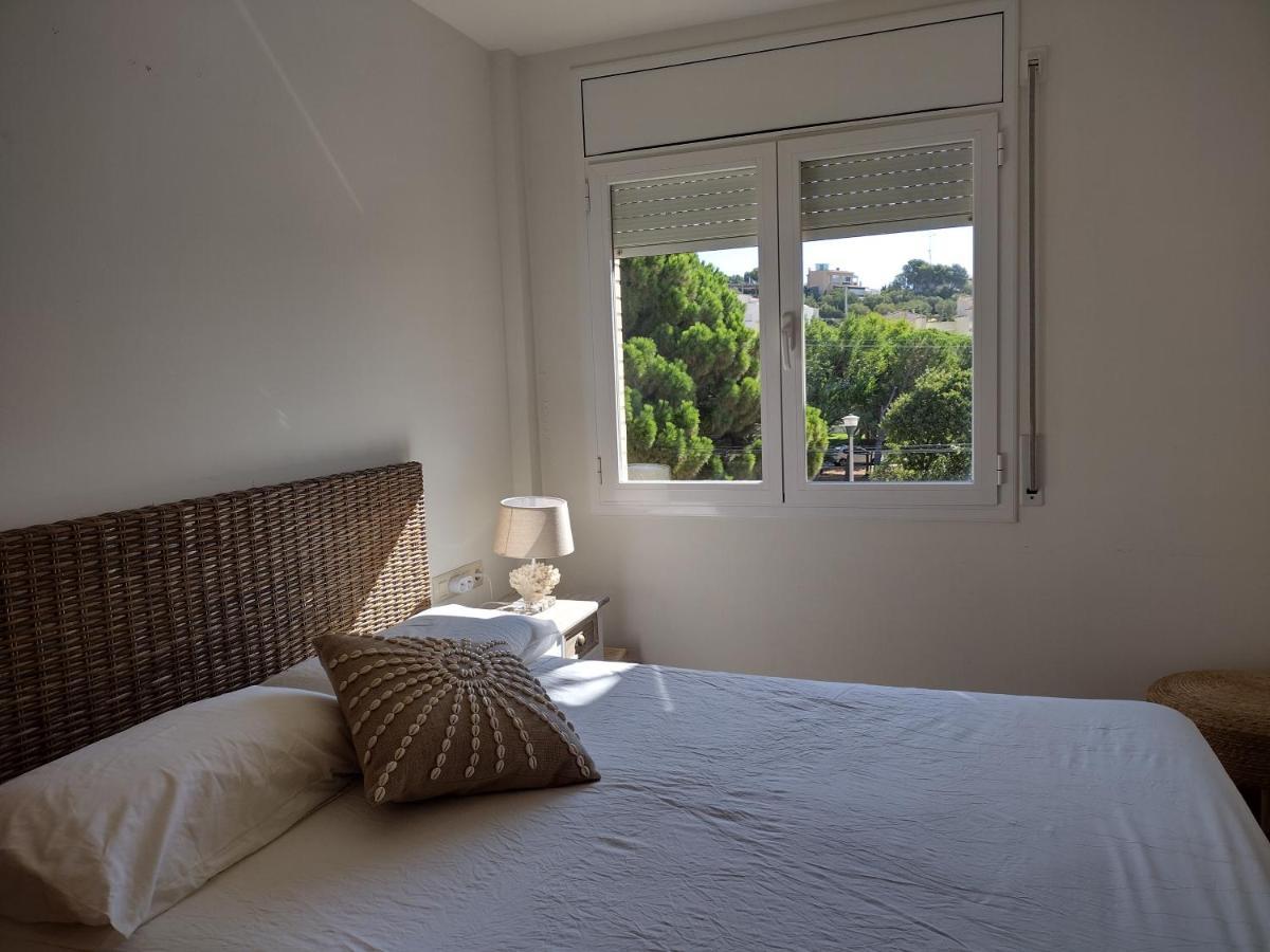 Encantador Familiar 4 Px Con Terraza, Parking Y Wi-fi En Apartment Llanca