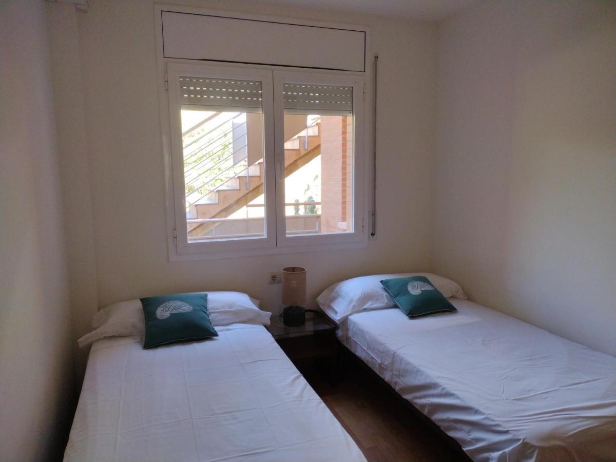 Apartment Encantador Familiar 4 Px Con Terraza, Parking Y Wi-fi En
